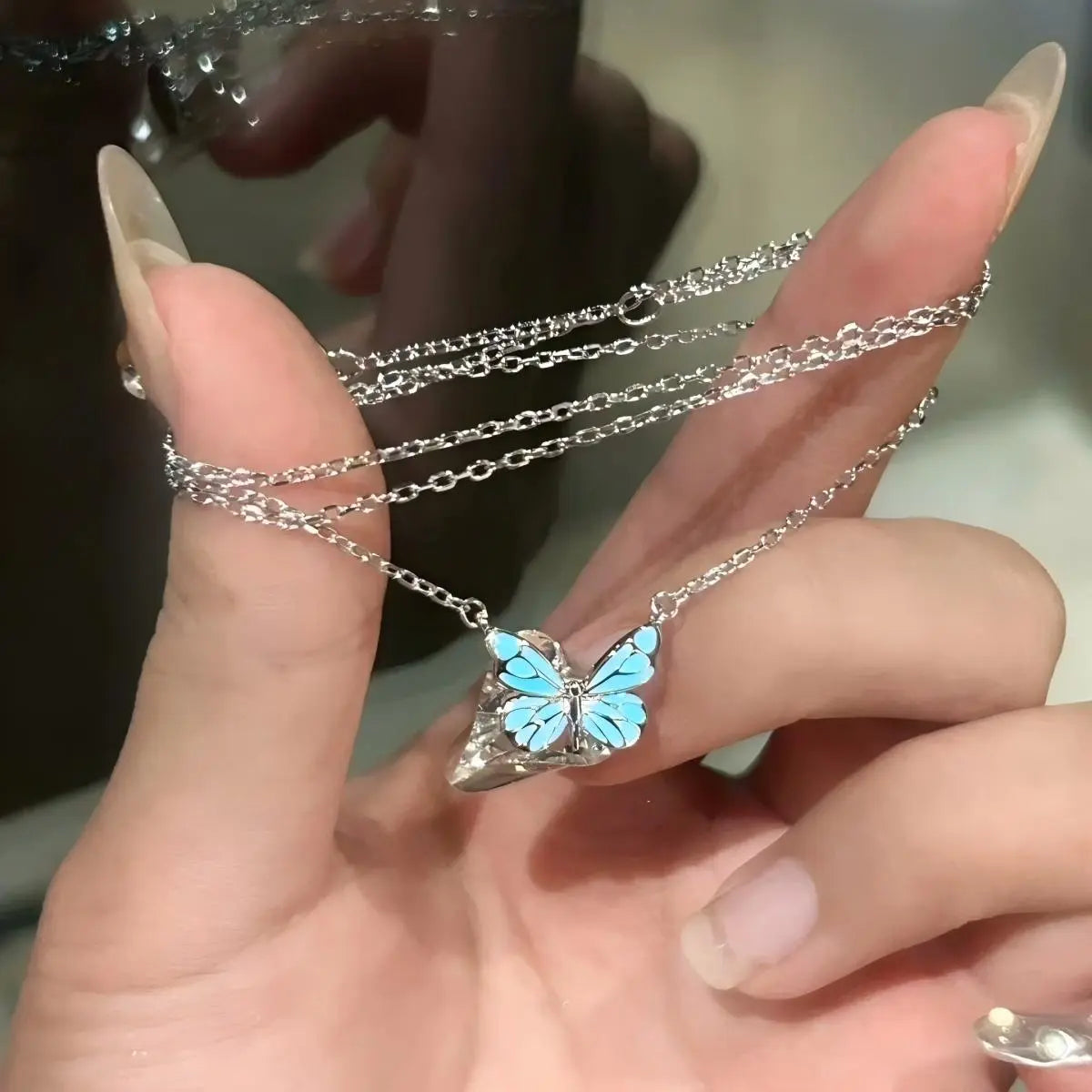 Glow in the Dark Butterfly Necklace & Bracelet Set - Luminous Jewelry