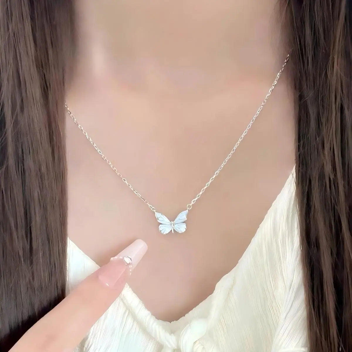 Glow in the Dark Butterfly Necklace & Bracelet Set - Luminous Jewelry