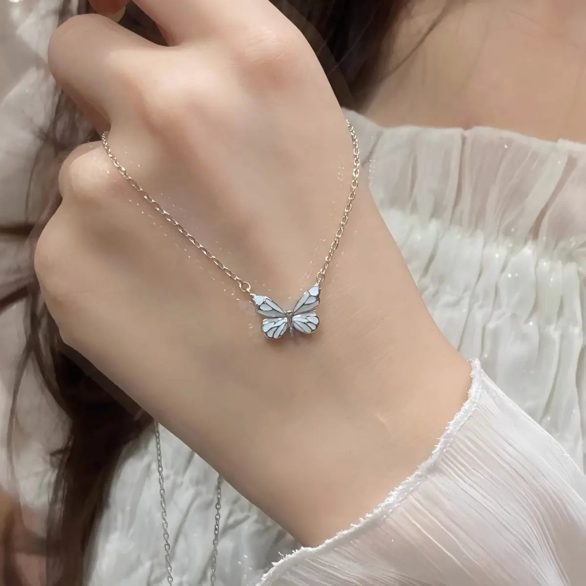 Glow in the Dark Butterfly Necklace & Bracelet Set - Luminous Jewelry